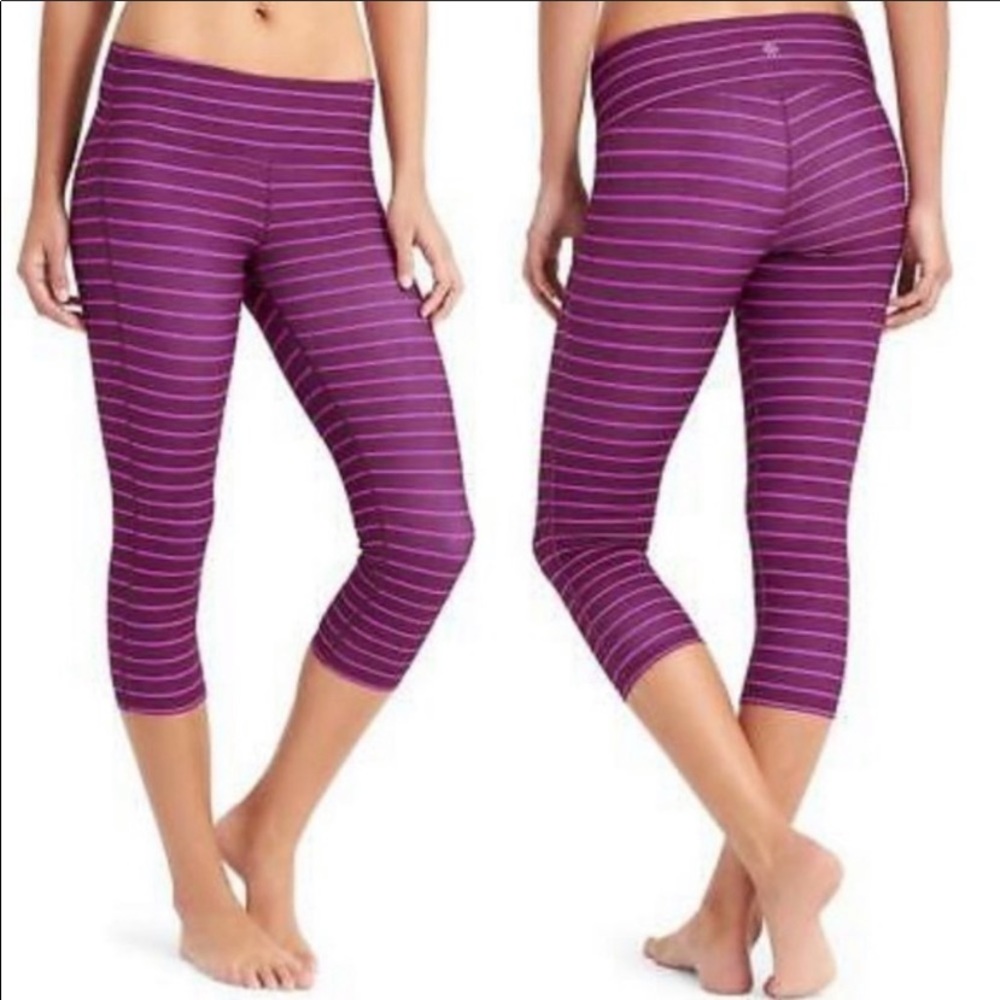 Athleta purple striped Chaturanga medium